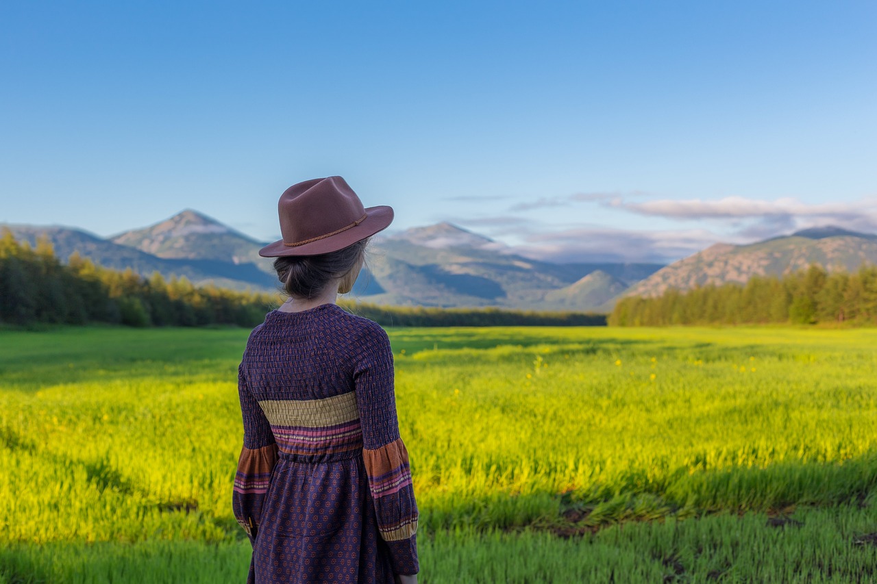 woman, farm, countryside, farmer